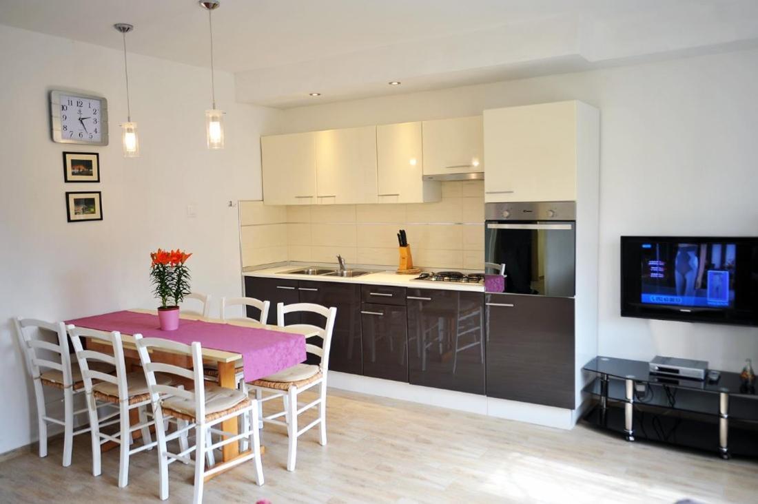 Apartmani Anita Медулин Екстер'єр фото